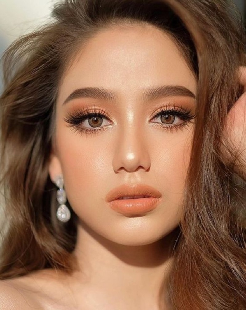 Makeup